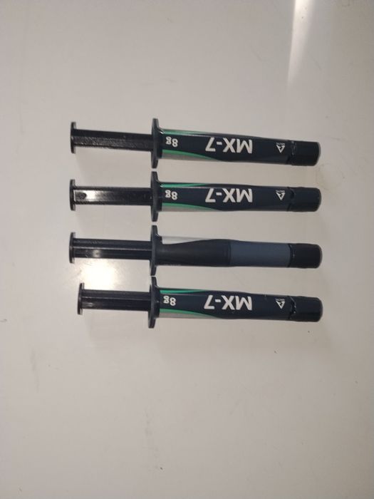 Pasta térmica MX-7 pentru laptopuri sau PC