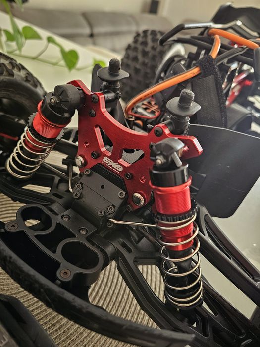 ARRMA KRATON 6s EXB 1/8 masina cu telecomanda profesionala