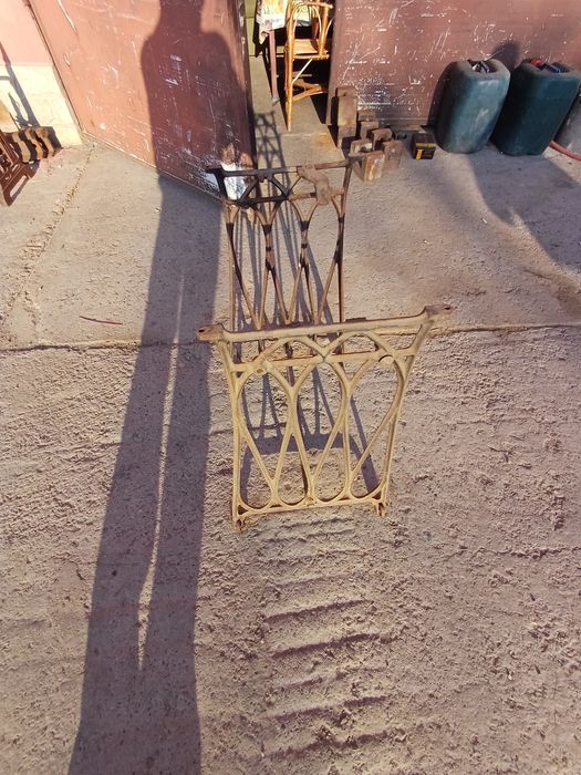 Стойка от шевна машина