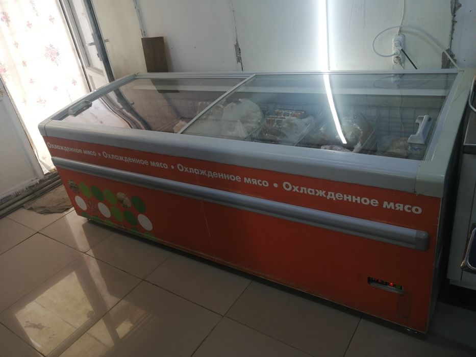 Холодильник баннета витрина