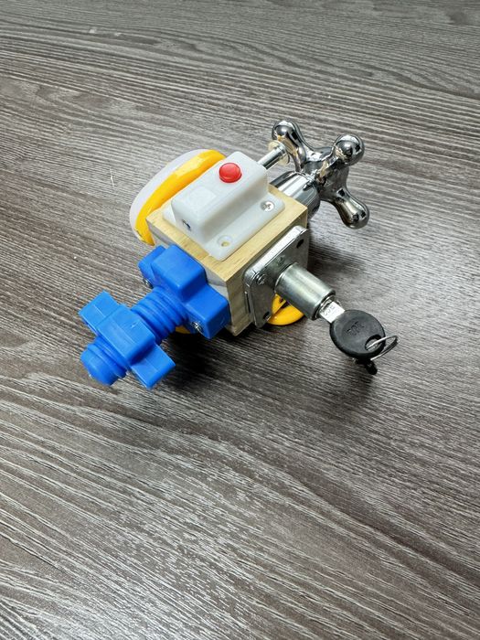 Развивающая игрушка для детей