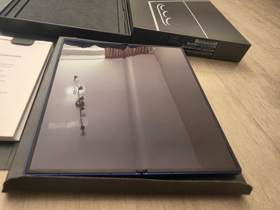 Samsung Galaxy Z Fold 7 256GB Blue Shadow