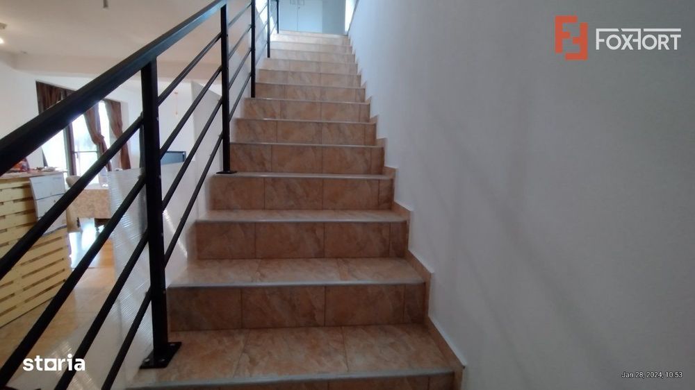 Casa 8 camere ,Sacalaz-Ideala pentru 2 familii