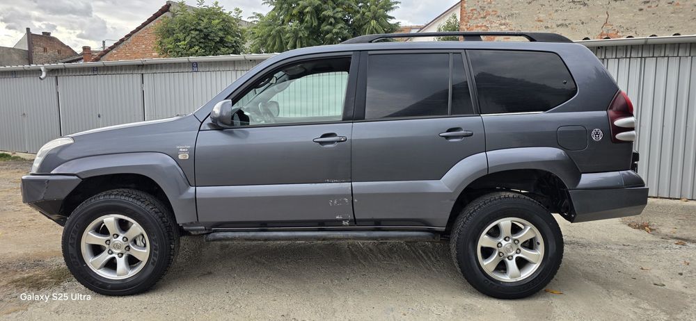 Toyota Land Cruiser J120 Autoutilitara N1 2006 Probleme Motor