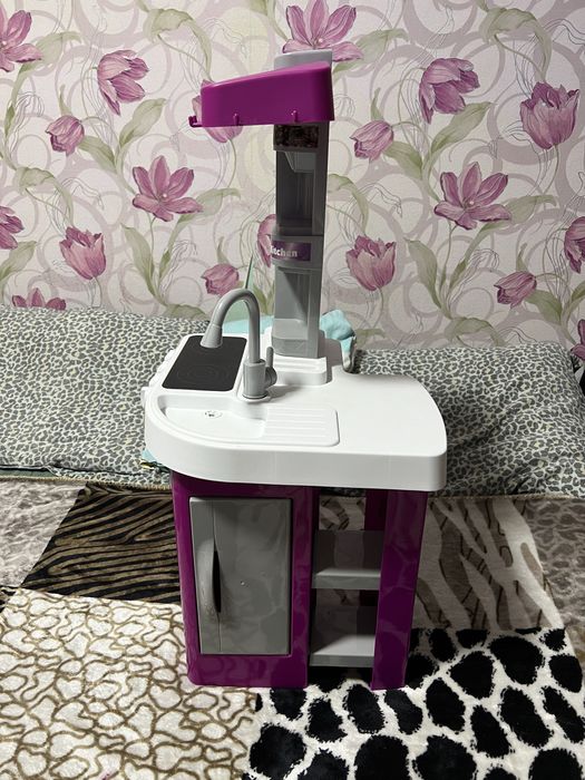 Продам детскую кухню