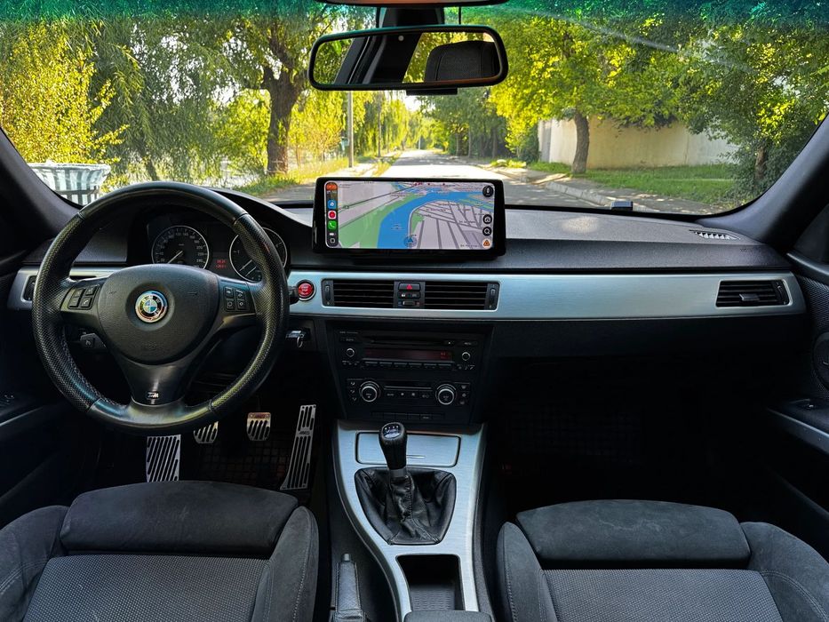 BMW Seria 3 E90 facelift 2009 pachet M 318d 2.0 diesel 143CP Euro 5