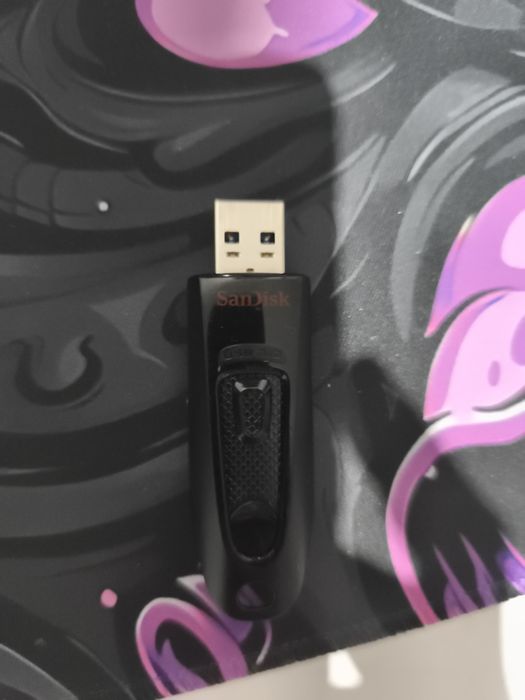 vand stick sandisk de 64 gb
