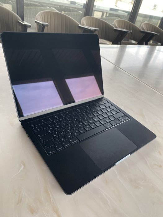 Macbook M4(16/256gb)