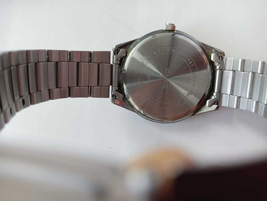 Часы наручные Casio MTP-V005