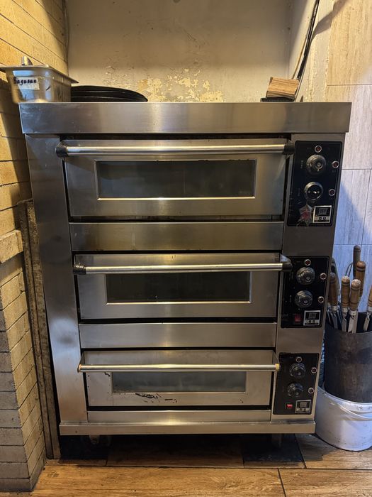 Пицца печка, жарочный шкаф