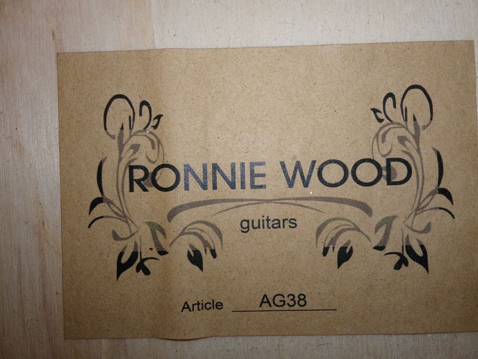 продам гитару Ronnie Wood