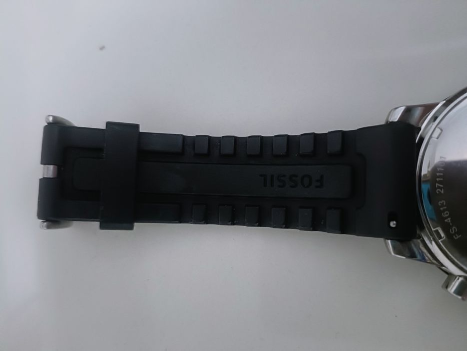 Vând ceas Fosil în stare foarte buna