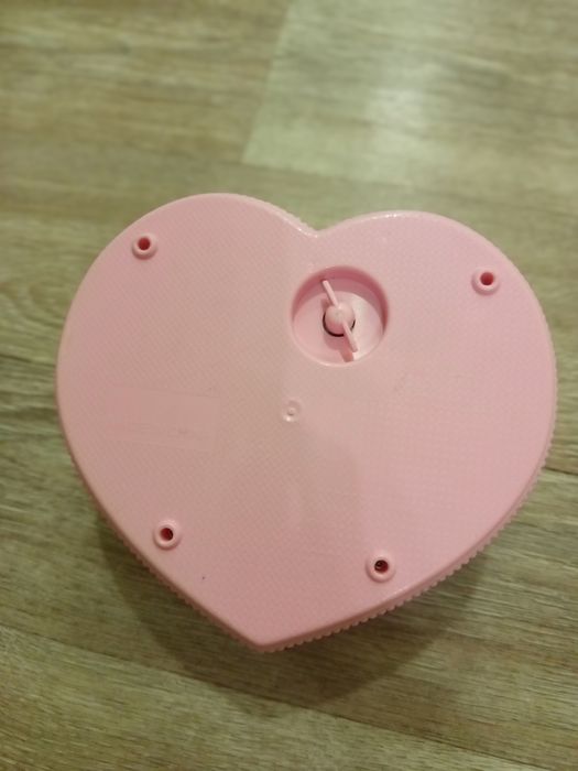 Шкатулка для цепочек колец и бусс