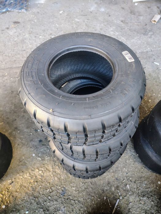 Гуми за картинг Dunpol