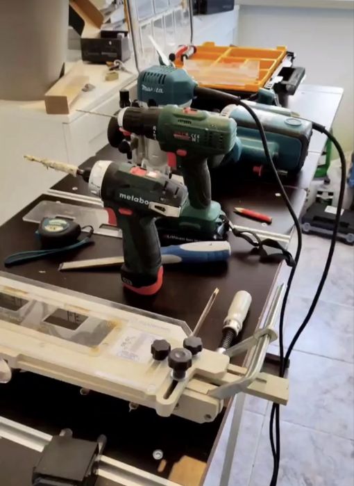 Есік орнату.Установка двери