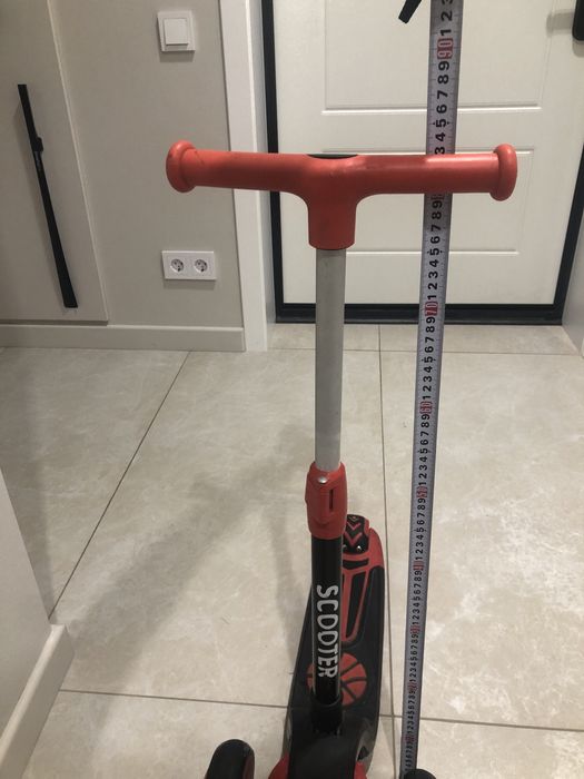 Детский самокат в отличном состоянии