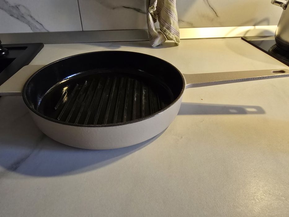 Tigaie grill fonta emailata