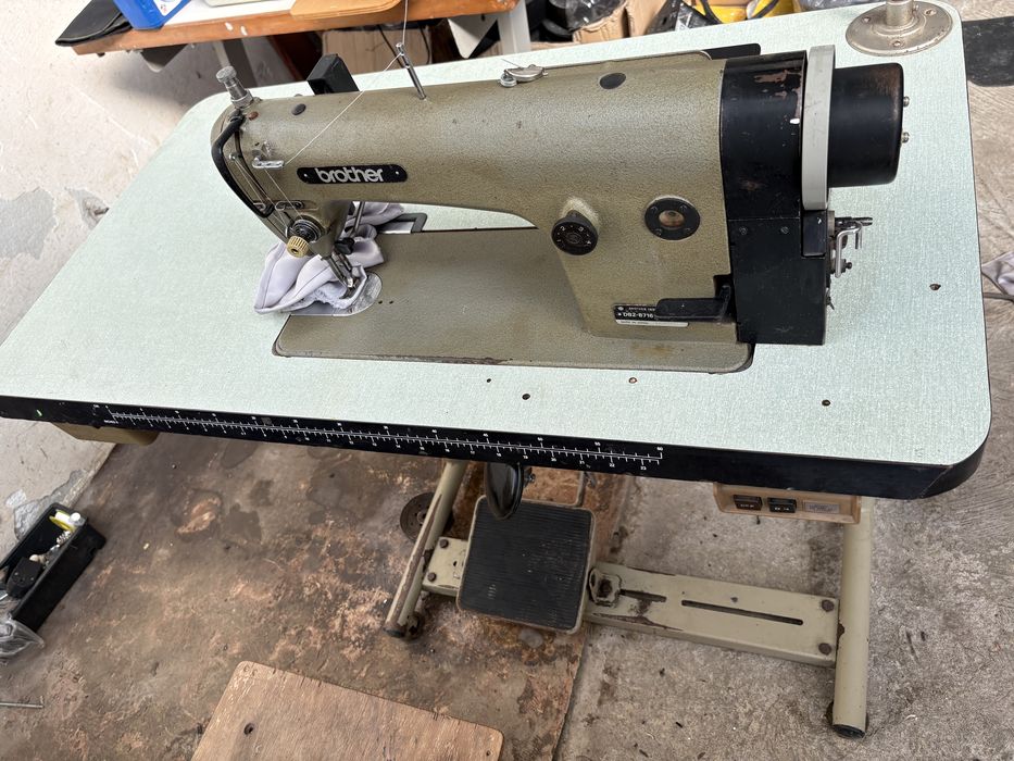 Masina cusut infustriala la 220v