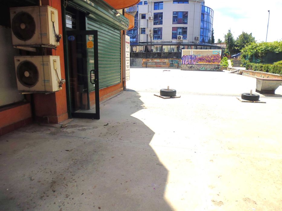 Оборудвано  заведение за продажба в ж.к. Люлин 8, гр. София