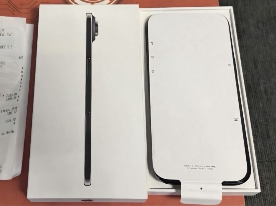 КАТО НОВ 256GB iPhone 17 Air Гаранция Техномаркет 2027г. Black | Черен
