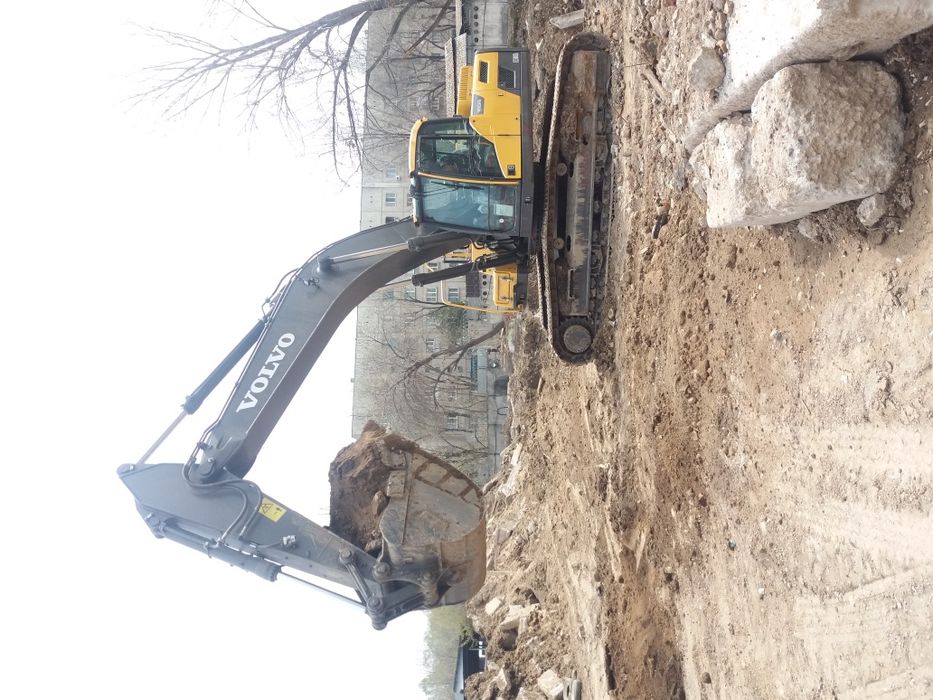 Услуги, Аренда Гусеничного Экскаватора 1.8, 1.9, 2.1м3 Гидромолот ...