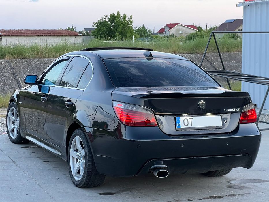 BMW E60 520d LCi/ Pachet M/ 2009/ Trapa/ Navi mare/ Piele/ Xenon