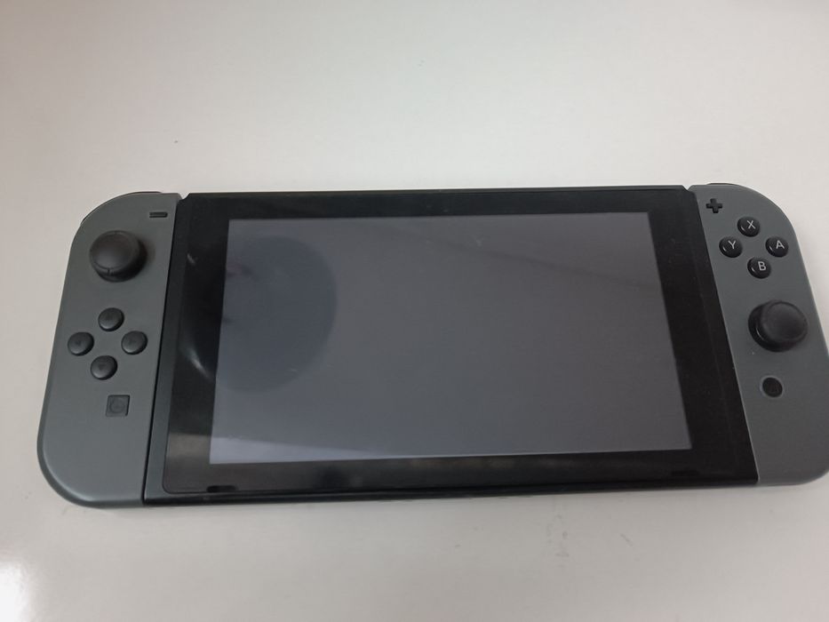 Продам Nintendo switch 1