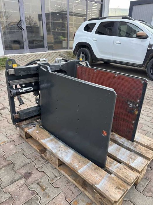 Atașament Bale Clamp KAUP Tip 1.5T413 Capacitate 1400 kg