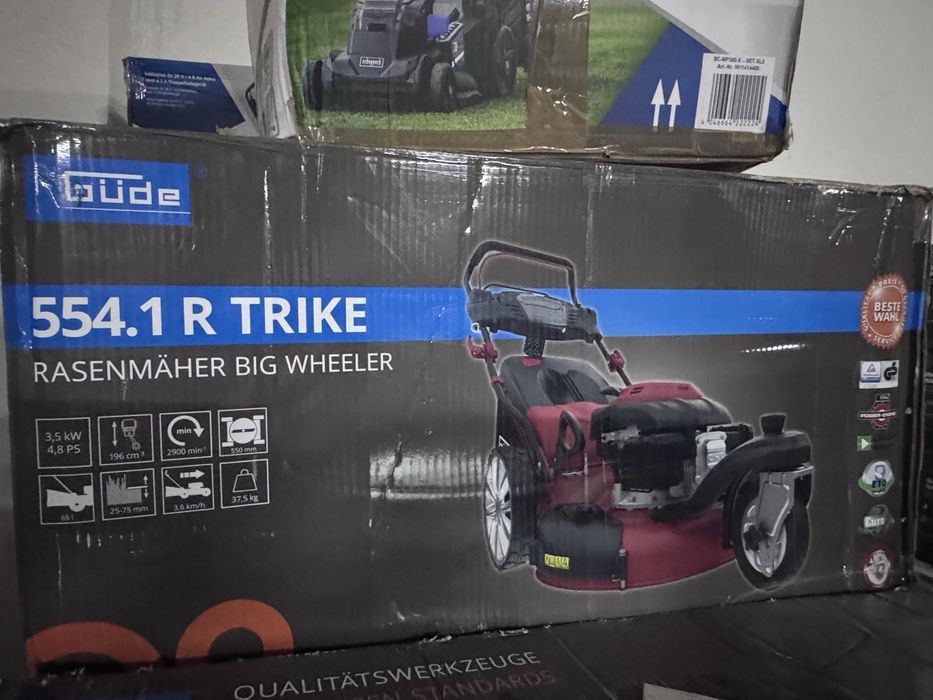 Masini de tuns gazon cu autopropulsie