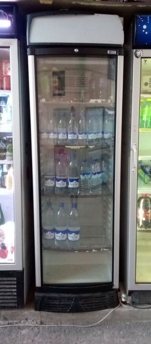 Холодильник Сотилади UGUR