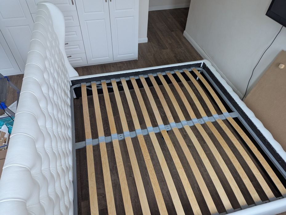 Прлдам кровать 2х2м