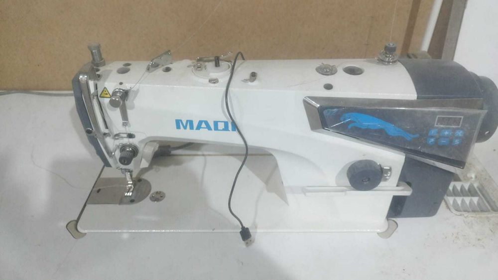 Швейная машинка MAQI