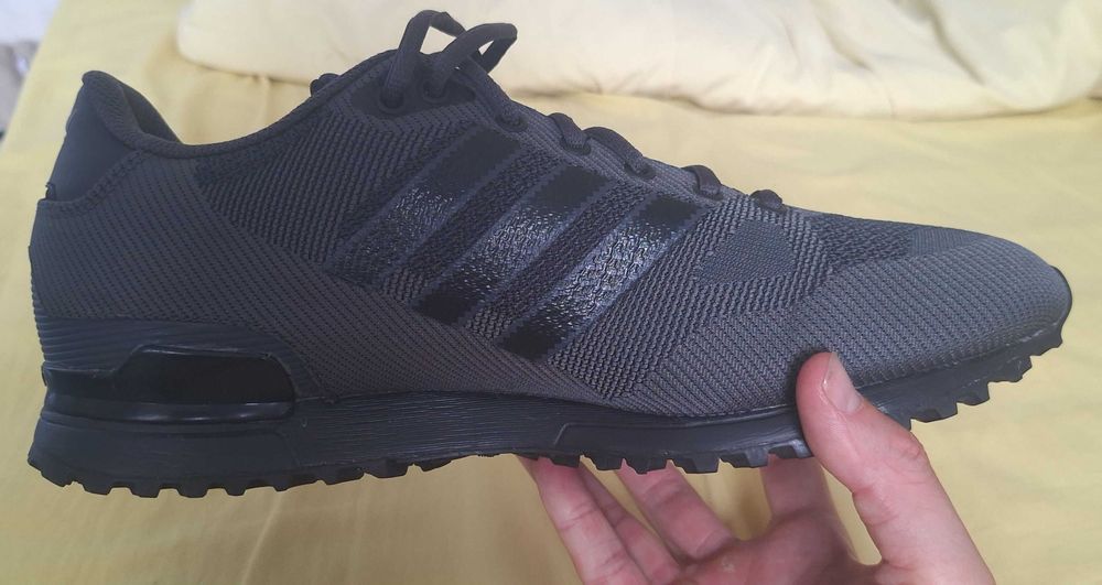Маратонки Adidas ZX-750