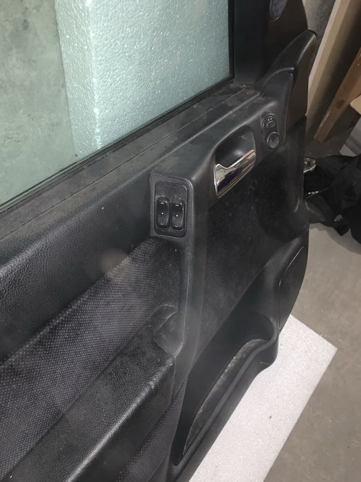 Врата Астра Г шофьорска