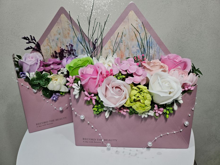 Букети от пластичен сапун