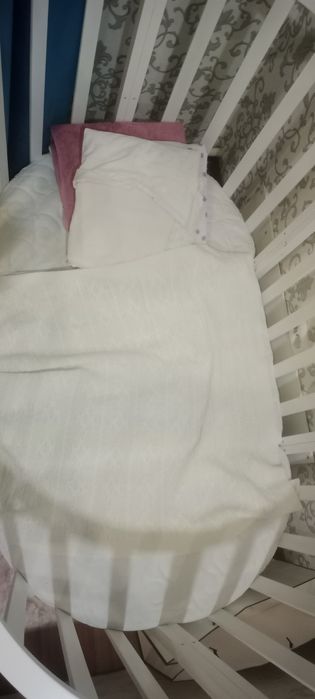 Продам детскую кроватку