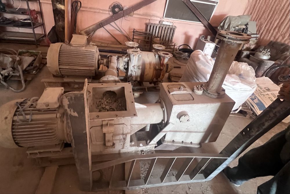 Срочно продам б/у моторы