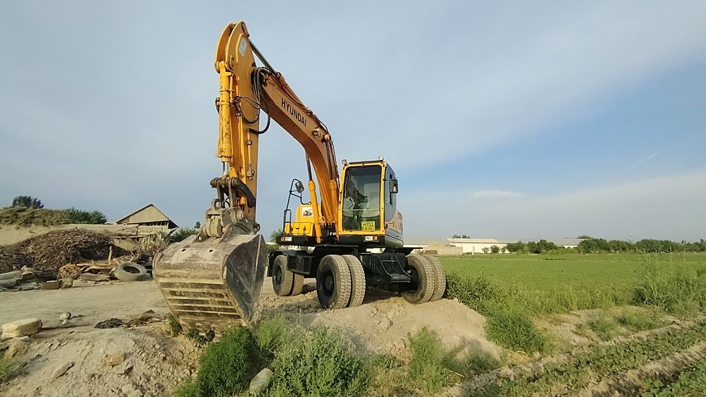 Hyundai 140 ekskavator