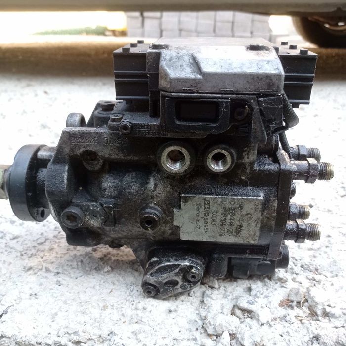 Горивна помпа с две букси за Опел Зафира 100 евро