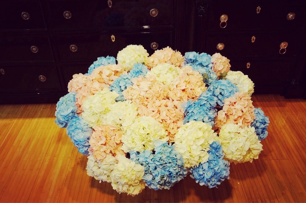 Мебель черная , качественная