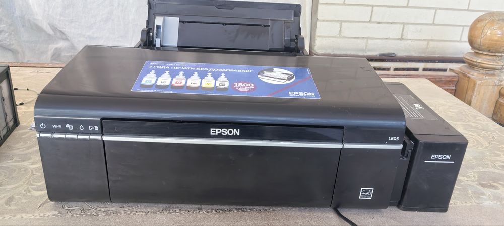 Printer Epson l805 sotiladi