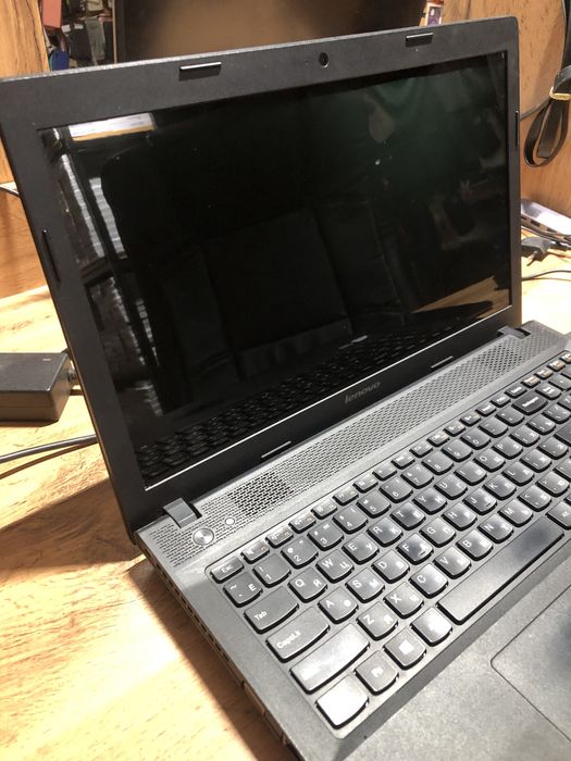 Ноутбук Lenovo.