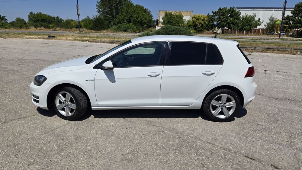 Volkswagen Golf TGI