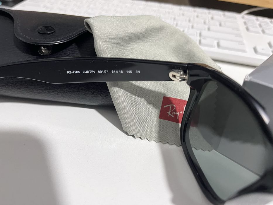 Vand Ray Ban Justin originali