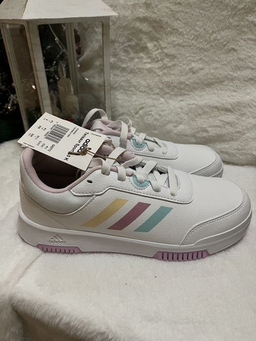 Нови детски маратонки Adidas 36 ; 36 2/3