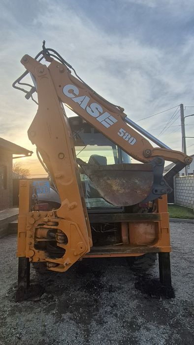 Трактор погрузчик