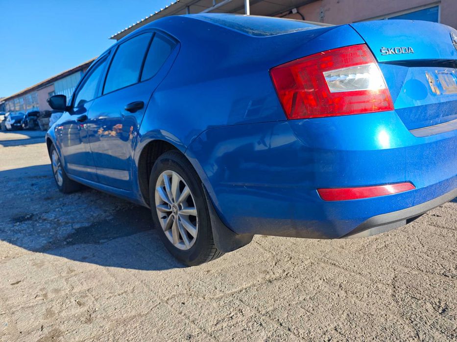 НА ЧАСТИ Skoda Octavia Hatchback 1.6d Автомат Шкода Октавия