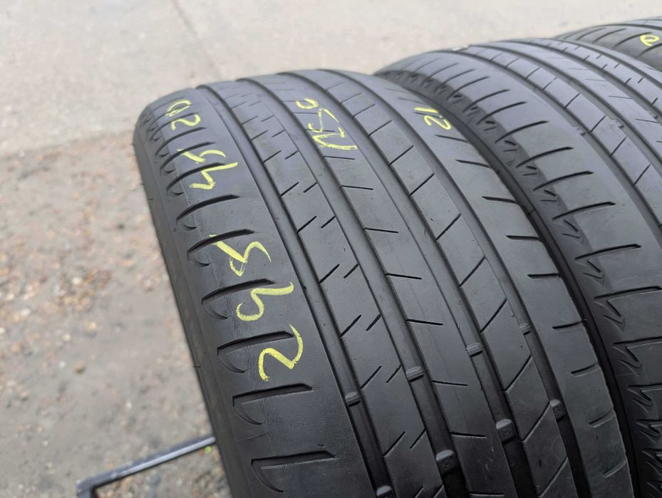 SET 4 Anvelope Vara 245/45 R20 + 275/40 R20 BRIDGESTONE Alenza 001 (BMW Original) - Runflat
