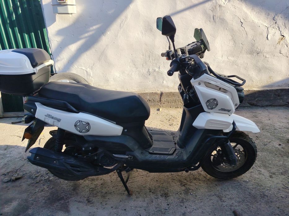 Продаю мопед Танк