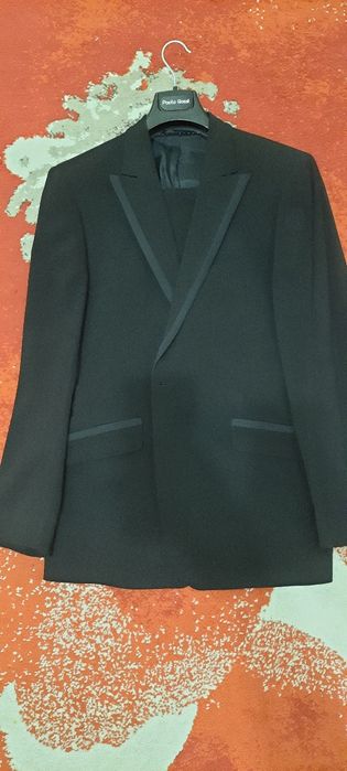 Vand costum mire Paolo Rossi pret bun